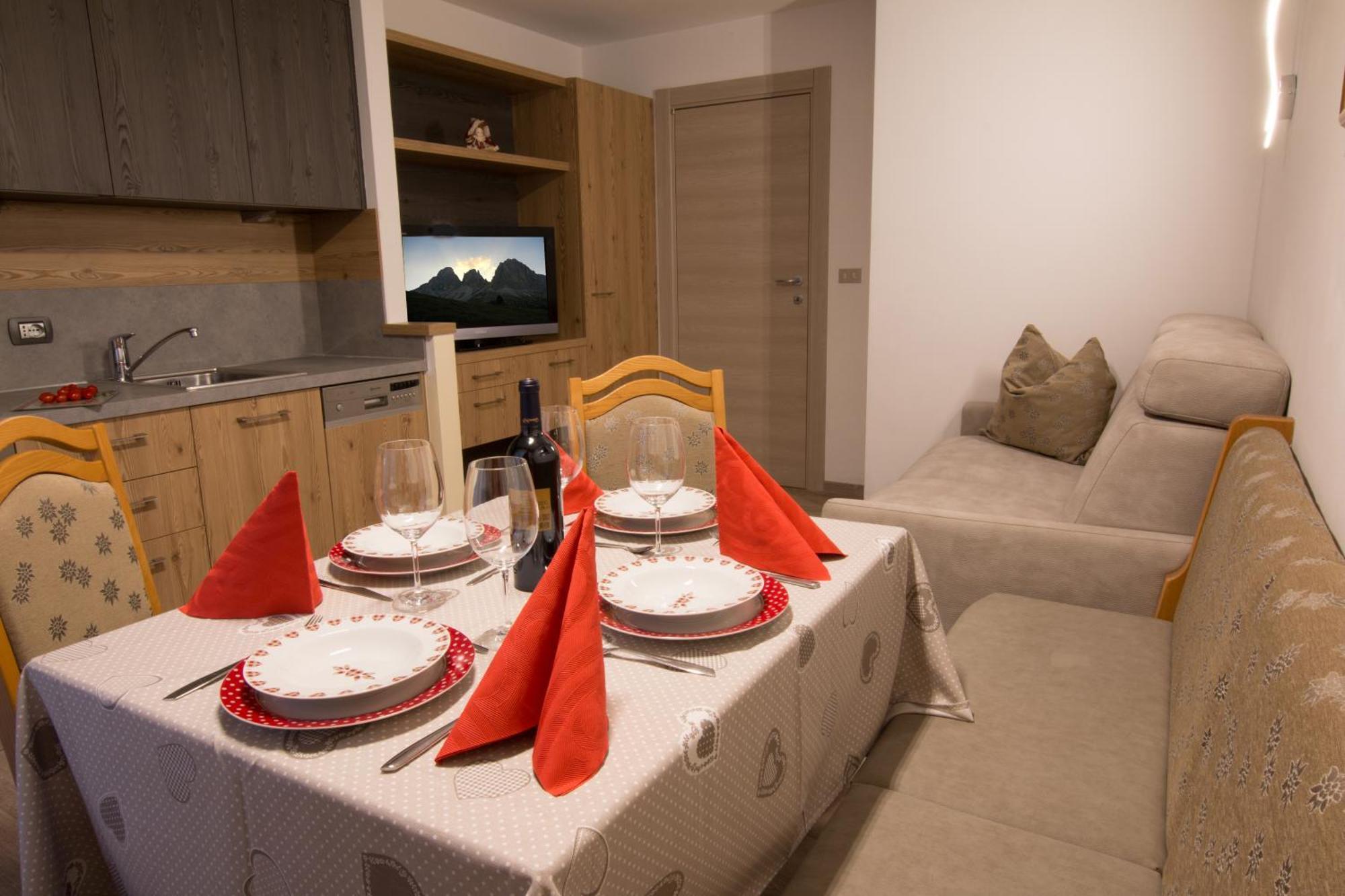 Residence Villa Artic Campitello di Fassa Eksteriør bilde